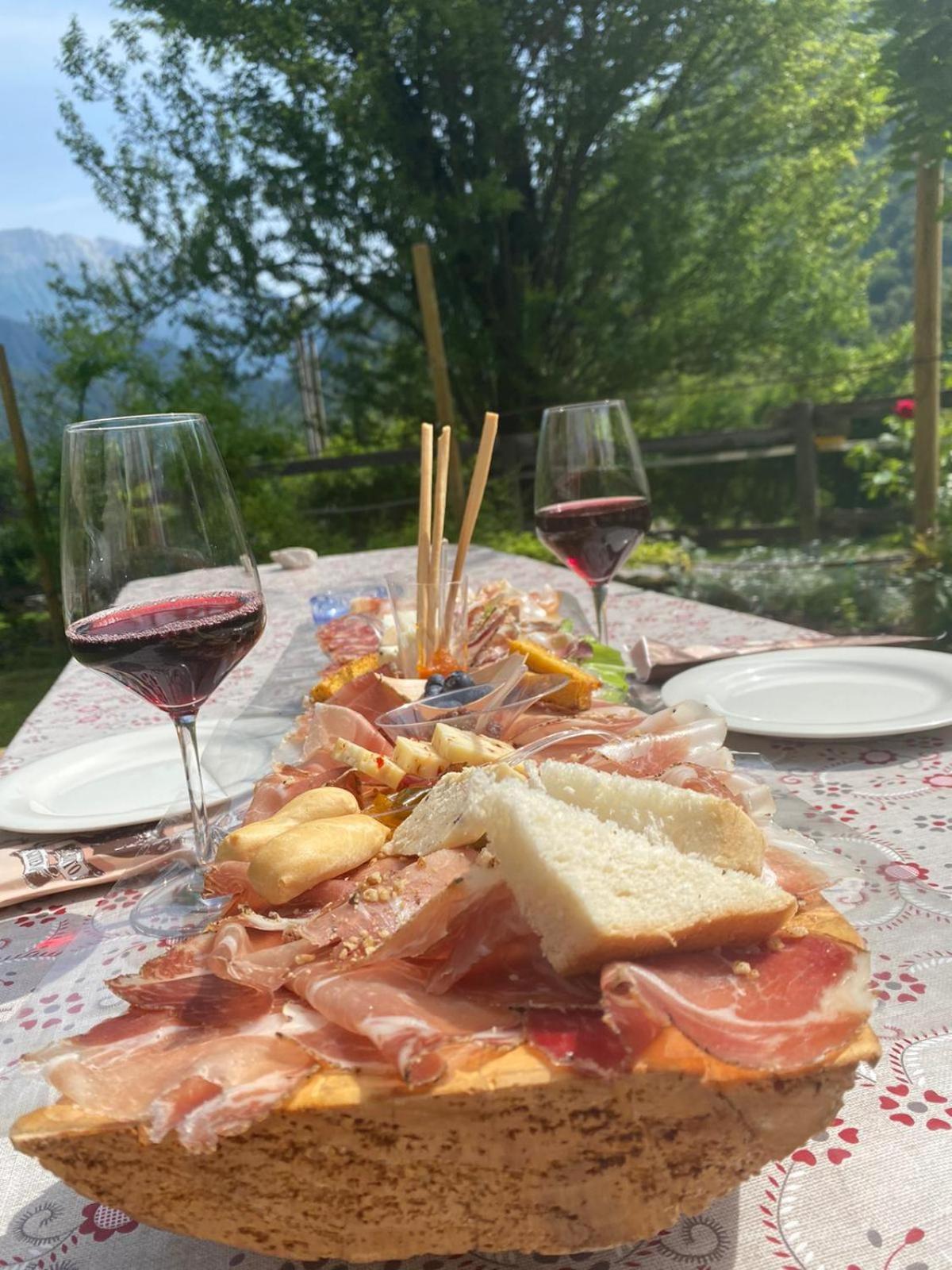 Agriturismo Pian dei Tass Barcis Bagian luar foto