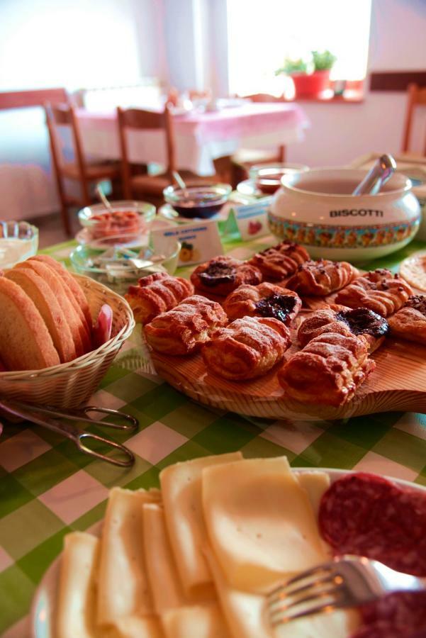 Agriturismo Pian dei Tass Barcis Bagian luar foto